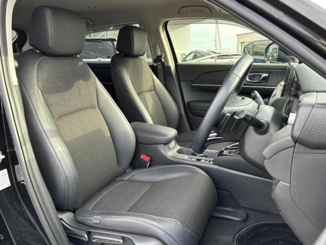 ヴェゼル eHEV Z ディスプレイオーディオ+ナビ9インチ/ホンダセンシング/シートヒーター 前席/車線逸脱防止支援システム/シート ハーフレザー/ドライブレコーダー 前後/ヘッドランプ LED/USBジャック 禁煙車(4枚目)