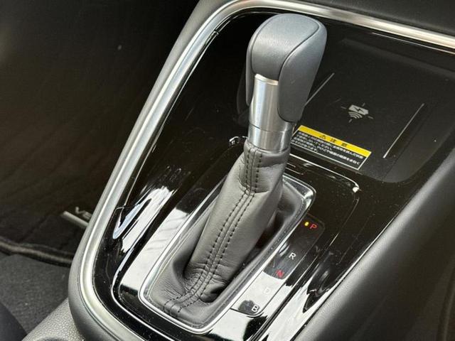 ヴェゼル eHEV Z ディスプレイオーディオ+ナビ9インチ/ホンダセンシング/シートヒーター 前席/車線逸脱防止支援システム/シート ハーフレザー/ドライブレコーダー 前後/ヘッドランプ LED/USBジャック 禁煙車(18枚目)