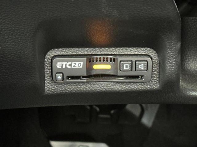 ヴェゼル eHEV Z ディスプレイオーディオ+ナビ9インチ/ホンダセンシング/シートヒーター 前席/車線逸脱防止支援システム/シート ハーフレザー/ドライブレコーダー 前後/ヘッドランプ LED/USBジャック 禁煙車(24枚目)