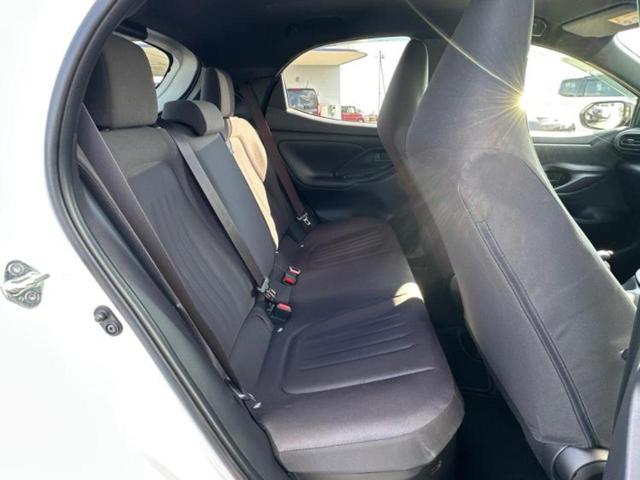 ヤリス ハイブリッドX ディスプレイオーディオ+ナビ/トヨタセーフティセンス/車線逸脱防止支援システム/ドライブレコーダー 社外/USBジャック/Bluetooth接続/ETC/EBD付ABS/横滑り防止装置 バックカメラ(5枚目)