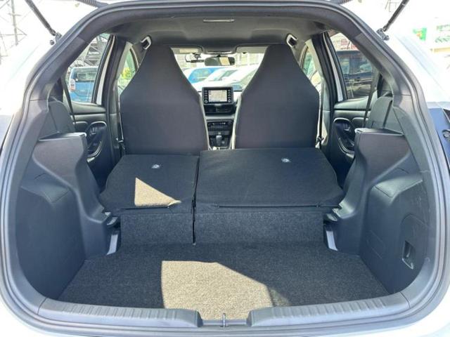 ヤリス ハイブリッドX ディスプレイオーディオ+ナビ/トヨタセーフティセンス/車線逸脱防止支援システム/ドライブレコーダー 社外/USBジャック/Bluetooth接続/ETC/EBD付ABS/横滑り防止装置 バックカメラ(19枚目)