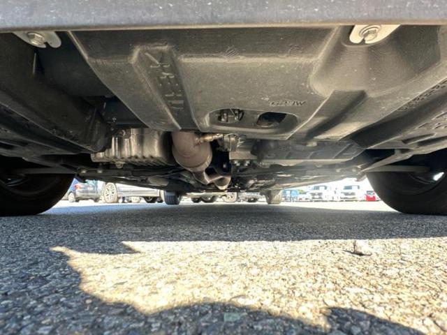 シエンタ Ｇ　新品タイヤ／保証書／純正　９インチ　ＳＤナビ／トヨタセーフティセンス／両側電動スライドドア／ドライブレコーダー　純正／ヘッドランプ　ＬＥＤ／Ｂｌｕｅｔｏｏｔｈ接続／ＥＴＣ／ＥＢＤ付ＡＢＳ　バックカメラ（49枚目）