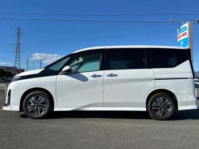 セレナ eパワーハイウェイスターV 純正エアロ/保証書/純正 12.3インチ メモリーナビ/フリップダウンモニター 純正 11インチ/エマージェンシーブレーキ/両側電動スライドドア/シートヒーター 前席/アラウンドビューモニター ETC(2枚目)