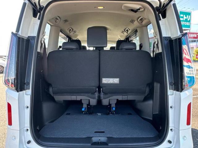 セレナ eパワーハイウェイスターV 純正エアロ/保証書/純正 12.3インチ メモリーナビ/フリップダウンモニター 純正 11インチ/エマージェンシーブレーキ/両側電動スライドドア/シートヒーター 前席/アラウンドビューモニター ETC(20枚目)