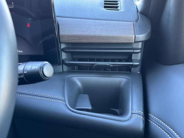 セレナ eパワーハイウェイスターV 純正エアロ/保証書/純正 12.3インチ メモリーナビ/フリップダウンモニター 純正 11インチ/エマージェンシーブレーキ/両側電動スライドドア/シートヒーター 前席/アラウンドビューモニター ETC(40枚目)