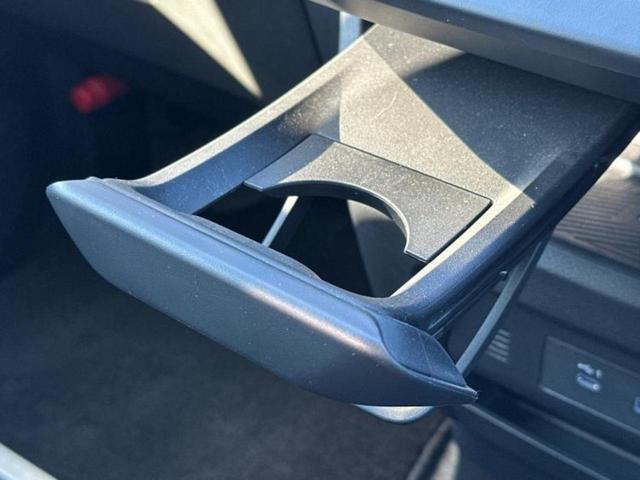 セレナ eパワーハイウェイスターV 純正エアロ/保証書/純正 12.3インチ メモリーナビ/フリップダウンモニター 純正 11インチ/エマージェンシーブレーキ/両側電動スライドドア/シートヒーター 前席/アラウンドビューモニター ETC(41枚目)