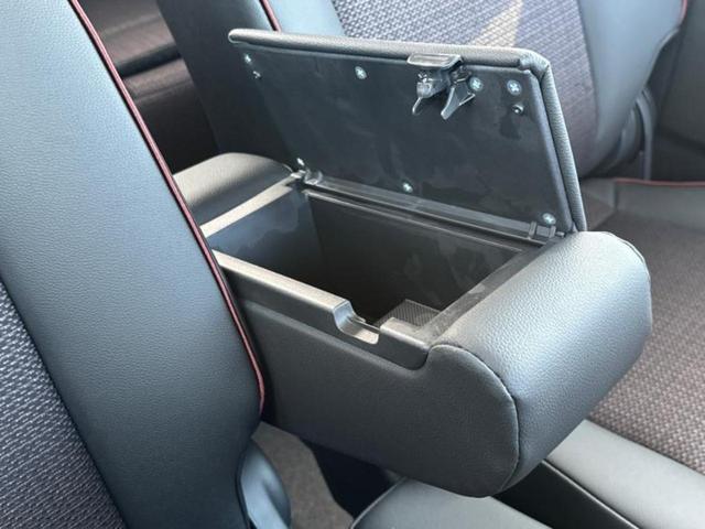 スペーシアカスタム ハイブリッドXS 保証書/純正 9インチ メモリーナビ/セーフティサポート(スズキ)/両側電動スライドドア/シートヒーター/全方位モニター/車線逸脱防止支援システム/パーキングアシスト バックガイド 全周囲カメラ(32枚目)