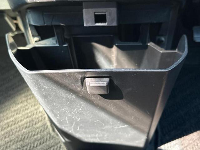 ルーミー カスタムG-T 新品タイヤ/保証書/純正 SDナビ/スマートアシスト(トヨタ・ダイハツ)/両側電動スライドドア/車線逸脱防止支援システム/パーキングアシスト バックガイド/ドライブレコーダー 社外 ターボ 禁煙車(30枚目)