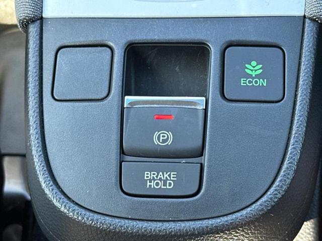 フィット eHEVクロスター ディスプレイオーディオ+ナビ9インチ/ホンダセンシング/車線逸脱防止支援システム/ドライブレコーダー 前後/ヘッドランプ LED/Bluetooth接続/ETC2.0/EBD付ABS バックカメラ(27枚目)