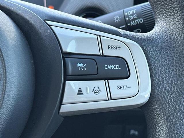 フィット eHEVクロスター ディスプレイオーディオ+ナビ9インチ/ホンダセンシング/車線逸脱防止支援システム/ドライブレコーダー 前後/ヘッドランプ LED/Bluetooth接続/ETC2.0/EBD付ABS バックカメラ(29枚目)