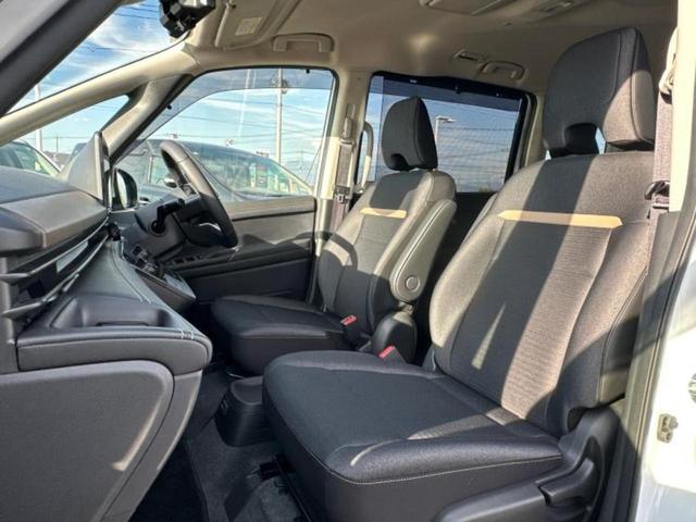 セレナ eパワーハイウェイスターV 純正 12.3インチ メモリーナビ/フリップダウンモニター 純正 11インチ/インテリジェントルームミラー/エマージェンシーブレーキ/両側電動スライドドア/アラウンドビューモニター 全周囲カメラ(7枚目)