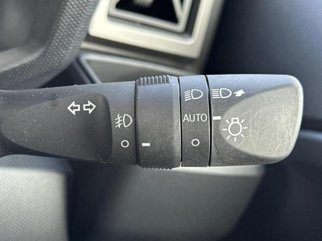 タフト Gダーククロムベンチャー 新品タイヤ/ガラスルーフ/保証書/純正 メモリーナビ/スマートアシスト(トヨタ・ダイハツ)/シートヒーター/パノラマモニター/車線逸脱防止支援システム/ヘッドランプ LED 衝突被害軽減システム(16枚目)