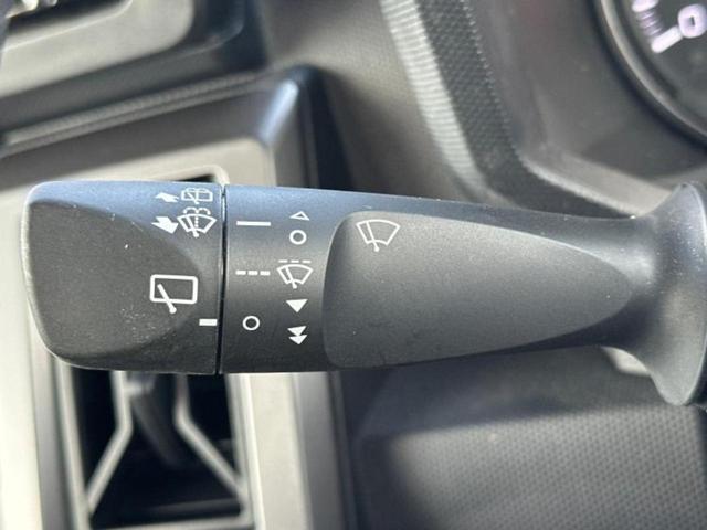 タフト Gダーククロムベンチャー 新品タイヤ/ガラスルーフ/保証書/純正 メモリーナビ/スマートアシスト(トヨタ・ダイハツ)/シートヒーター/パノラマモニター/車線逸脱防止支援システム/ヘッドランプ LED 衝突被害軽減システム(17枚目)