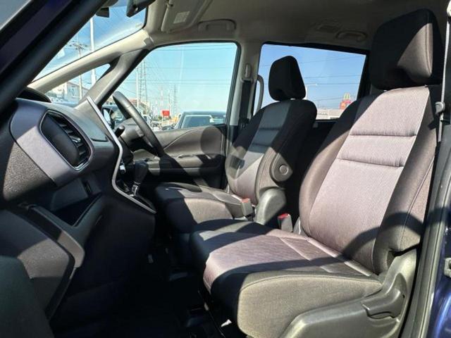 セレナ ハイウェイスターＶ　新品タイヤ／保証書／純正　ＳＤナビ／エマージェンシーブレーキ／両側電動スライドドア／車線逸脱防止支援システム／ドライブレコーダー　純正／ヘッドランプ　ＬＥＤ／ＵＳＢジャック／Ｂｌｕｅｔｏｏｔｈ接続（7枚目）