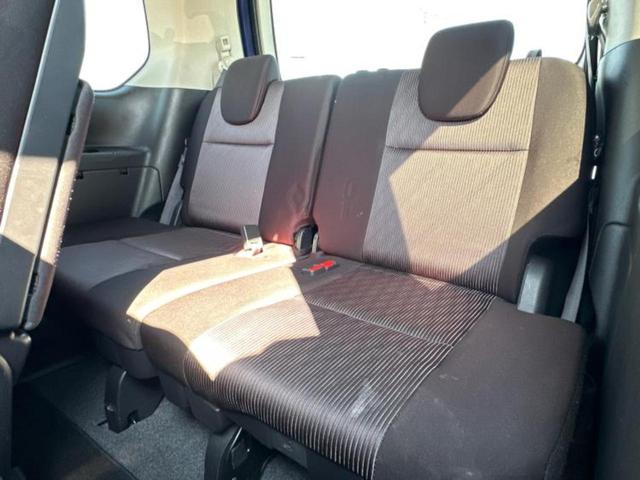 セレナ ハイウェイスターＶ　新品タイヤ／保証書／純正　ＳＤナビ／エマージェンシーブレーキ／両側電動スライドドア／車線逸脱防止支援システム／ドライブレコーダー　純正／ヘッドランプ　ＬＥＤ／ＵＳＢジャック／Ｂｌｕｅｔｏｏｔｈ接続（19枚目）