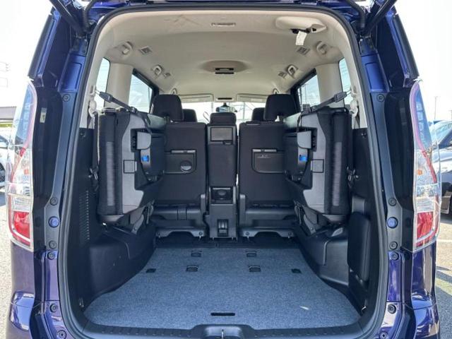 セレナ ハイウェイスターＶ　新品タイヤ／保証書／純正　ＳＤナビ／エマージェンシーブレーキ／両側電動スライドドア／車線逸脱防止支援システム／ドライブレコーダー　純正／ヘッドランプ　ＬＥＤ／ＵＳＢジャック／Ｂｌｕｅｔｏｏｔｈ接続（21枚目）