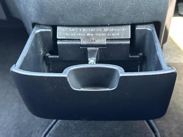 セレナ ハイウェイスターＶ　新品タイヤ／保証書／純正　ＳＤナビ／エマージェンシーブレーキ／両側電動スライドドア／車線逸脱防止支援システム／ドライブレコーダー　純正／ヘッドランプ　ＬＥＤ／ＵＳＢジャック／Ｂｌｕｅｔｏｏｔｈ接続（43枚目）