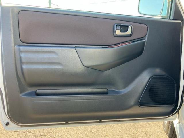 パジェロミニ 4WDナビエディションVR 保証書/ETC/ABS/禁煙車/エアバッグ 運転席/エアバッグ 助手席/衝突安全ボディ/アルミホイール 純正 15インチ/パワーウインドウ/キーレスエントリー/パワーステアリング/盗難防止システム(21枚目)