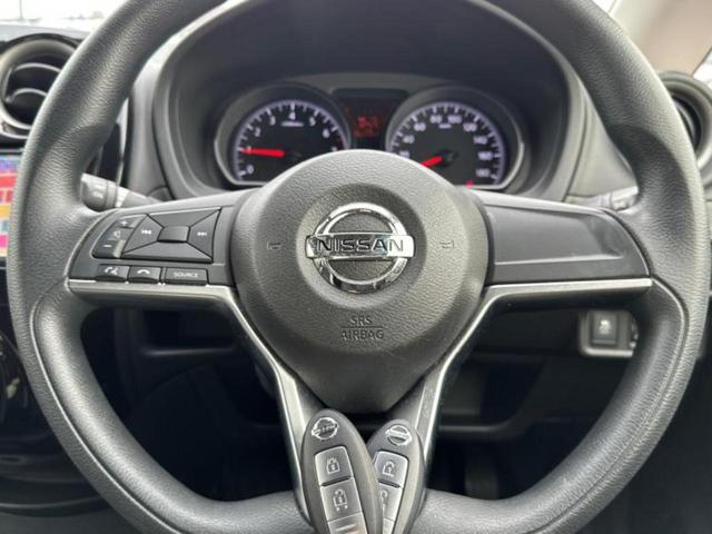 ノート Ｘ　新品タイヤ／保証書／純正　ＳＤナビ／エマージェンシーブレーキ／車線逸脱防止支援システム／Ｂｌｕｅｔｏｏｔｈ接続／ＥＴＣ／ＥＢＤ付ＡＢＳ／アイドリングストップ／フルセグＴＶ／エアバッグ　運転席（14枚目）