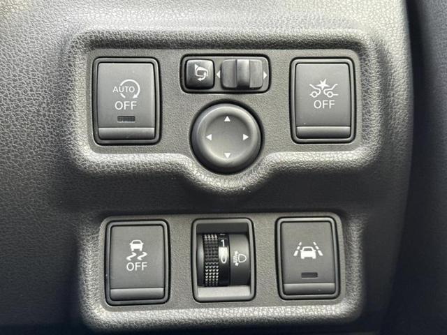 ノート Ｘ　新品タイヤ／保証書／純正　ＳＤナビ／エマージェンシーブレーキ／車線逸脱防止支援システム／Ｂｌｕｅｔｏｏｔｈ接続／ＥＴＣ／ＥＢＤ付ＡＢＳ／アイドリングストップ／フルセグＴＶ／エアバッグ　運転席（24枚目）