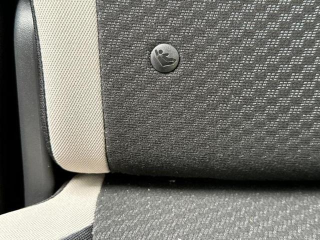 ノート Ｘ　新品タイヤ／保証書／純正　ＳＤナビ／エマージェンシーブレーキ／車線逸脱防止支援システム／Ｂｌｕｅｔｏｏｔｈ接続／ＥＴＣ／ＥＢＤ付ＡＢＳ／アイドリングストップ／フルセグＴＶ／エアバッグ　運転席（39枚目）