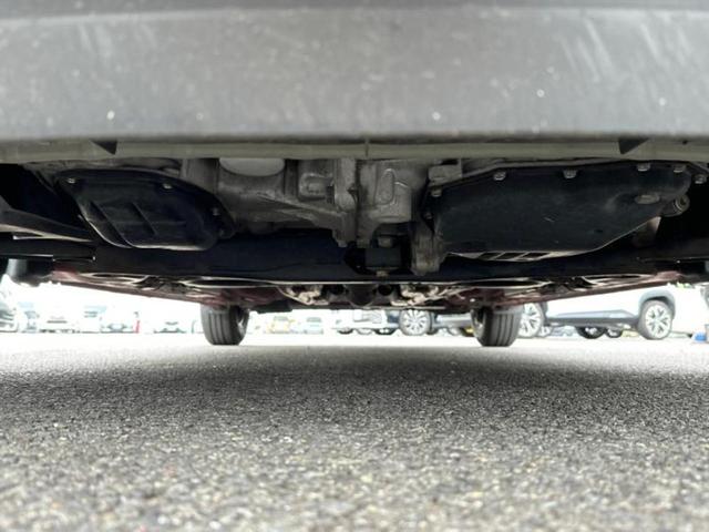 ノート Ｘ　新品タイヤ／保証書／純正　ＳＤナビ／エマージェンシーブレーキ／車線逸脱防止支援システム／Ｂｌｕｅｔｏｏｔｈ接続／ＥＴＣ／ＥＢＤ付ＡＢＳ／アイドリングストップ／フルセグＴＶ／エアバッグ　運転席（45枚目）