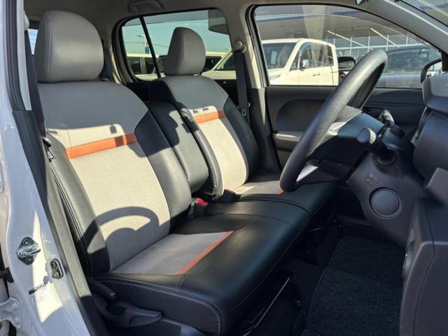 パッソ モーダチャーム　新品タイヤ／保証書／純正　ＳＤナビ／衝突安全装置／シートヒーター／パノラミックビューモニター／車線逸脱防止支援システム／シート　ハーフレザー／ドライブレコーダー　前後／ヘッドランプ　ＬＥＤ　禁煙車（4枚目）