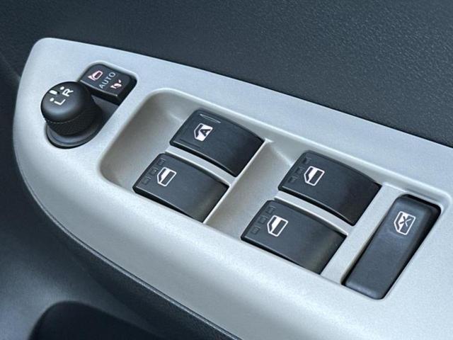 パッソ モーダチャーム　新品タイヤ／保証書／純正　ＳＤナビ／衝突安全装置／シートヒーター／パノラミックビューモニター／車線逸脱防止支援システム／シート　ハーフレザー／ドライブレコーダー　前後／ヘッドランプ　ＬＥＤ　禁煙車（27枚目）