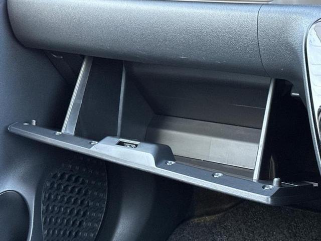 パッソ モーダチャーム　新品タイヤ／保証書／純正　ＳＤナビ／衝突安全装置／シートヒーター／パノラミックビューモニター／車線逸脱防止支援システム／シート　ハーフレザー／ドライブレコーダー　前後／ヘッドランプ　ＬＥＤ　禁煙車（32枚目）