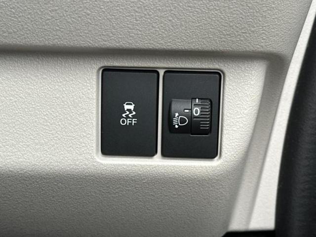 N-BOX ファッションスタイル 新品タイヤ/ディスプレイオーディオ8インチ/ホンダセンシング/両側電動スライドドア/シートヒーター 前席/車線逸脱防止支援システム/パーキングアシスト バックガイド 衝突被害軽減システム バックカメラ(17枚目)