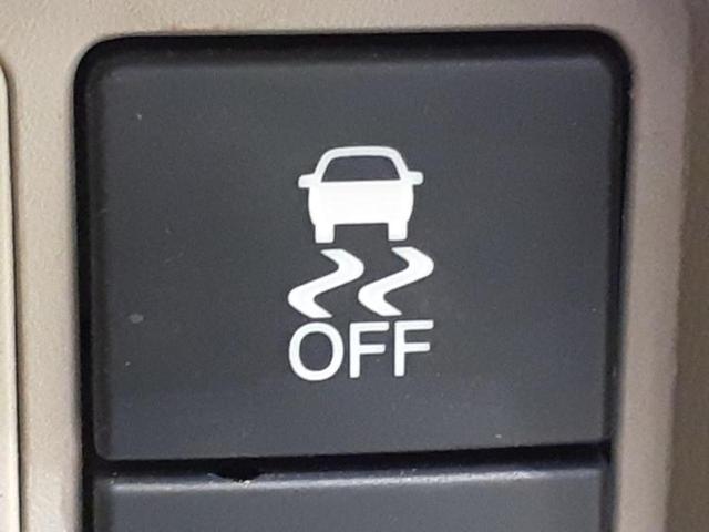 国産車から輸入車まで多様なお客様のニーズのお応えできるように、全国規模で豊富な在庫展開！車のことならＷＥＣＡＲＳへ！