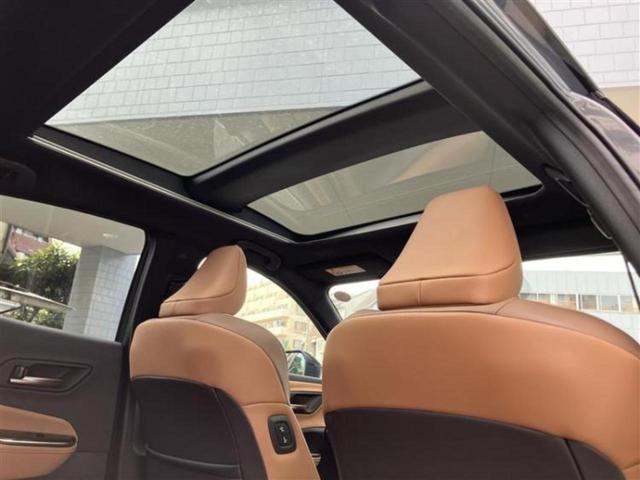 クラウンスポーツ 4WD Z サンルーフ/保証書/純正 12.3インチ メモリーナビ/デジタルインナーミラー/トヨタセーフティセンス/シートヒーター/全方位モニター/車線逸脱防止支援システム/シート フルレザー 革シート 4WD(14枚目)