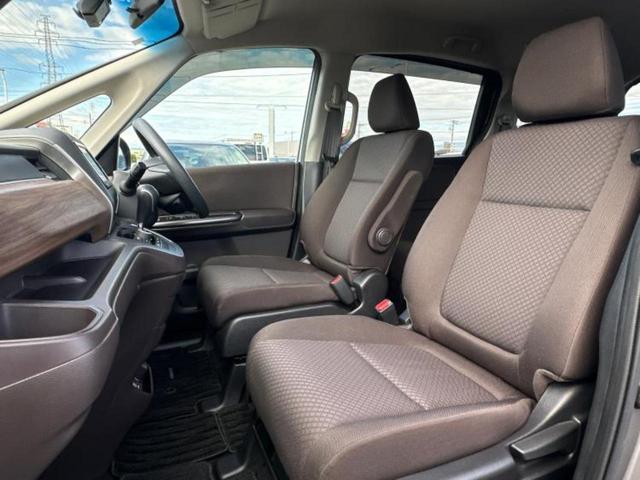 フリード Gホンダセンシング 新品タイヤ/保証書/純正 SDナビ/ホンダセンシング/両側電動スライドドア/車線逸脱防止支援システム/ドライブレコーダー 前後/ヘッドランプ LED/USBジャック/Bluetooth接続/ETC(7枚目)