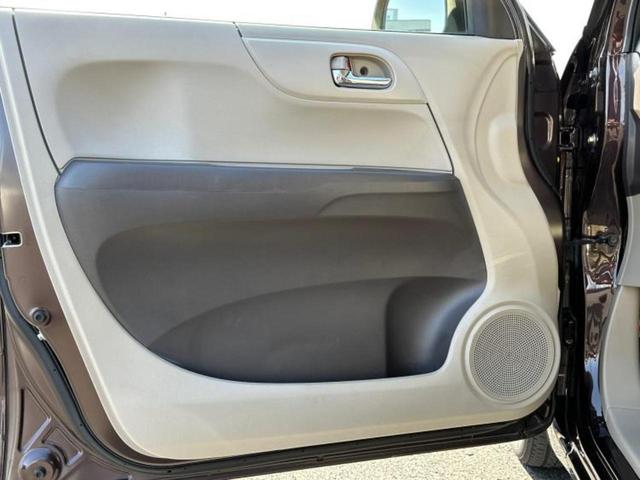 N-ONE G・Lパッケージ 新品タイヤ/保証書/社外 SDナビ/ヘッドランプ HID/Bluetooth接続/EBD付ABS/横滑り防止装置/アイドリングストップ/バックモニター/フルセグTV/DVD/エアバッグ 運転席 記録簿(22枚目)