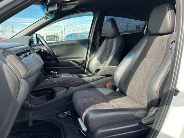 ヴェゼル ハイブリッドRS・ホンダセンシング 新品タイヤ/純正 8インチ SDナビ/ホンダセンシング/シートヒーター 前席/車線逸脱防止支援システム/シート ハーフレザー/ドライブレコーダー 360°/ヘッドランプ LED 衝突被害軽減システム(6枚目)