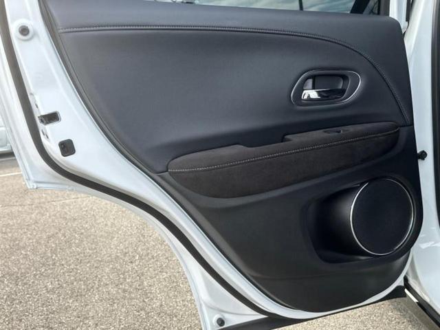 ヴェゼル ハイブリッドRS・ホンダセンシング 新品タイヤ/純正 8インチ SDナビ/ホンダセンシング/シートヒーター 前席/車線逸脱防止支援システム/シート ハーフレザー/ドライブレコーダー 360°/ヘッドランプ LED 衝突被害軽減システム(23枚目)