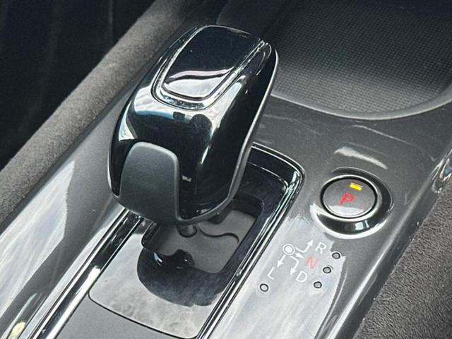 ヴェゼル ハイブリッドRS・ホンダセンシング 新品タイヤ/純正 8インチ SDナビ/ホンダセンシング/シートヒーター 前席/車線逸脱防止支援システム/シート ハーフレザー/ドライブレコーダー 360°/ヘッドランプ LED 衝突被害軽減システム(24枚目)