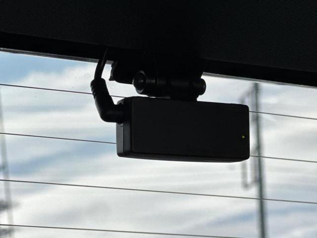 ヴェゼル ハイブリッドRS・ホンダセンシング 新品タイヤ/純正 8インチ SDナビ/ホンダセンシング/シートヒーター 前席/車線逸脱防止支援システム/シート ハーフレザー/ドライブレコーダー 360°/ヘッドランプ LED 衝突被害軽減システム(43枚目)