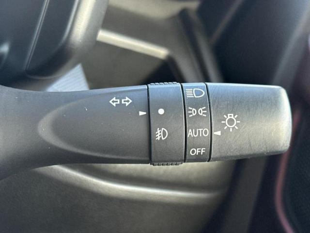 スペーシアカスタム ハイブリッドXS 新品タイヤ/保証書/純正 9インチ SDナビ/セーフティサポート(スズキ)/両側電動スライドドア/シートヒーター 前席/全方位モニター用カメラ/車線逸脱防止支援システム/シート ハーフレザー 禁煙車(17枚目)