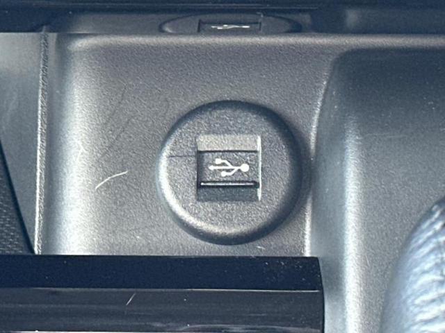 スペーシアカスタム ハイブリッドXS 新品タイヤ/保証書/純正 9インチ SDナビ/セーフティサポート(スズキ)/両側電動スライドドア/シートヒーター 前席/全方位モニター用カメラ/車線逸脱防止支援システム/シート ハーフレザー 禁煙車(45枚目)