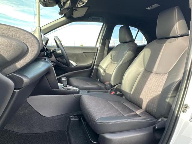 ヤリスクロス ハイブリッドZ 保証書/ディスプレイオーディオ+ナビ8インチ/トヨタセーフティセンス/シートヒーター 前席/パノラミックビューモニター/車線逸脱防止支援システム/シート ハーフレザー 衝突被害軽減システム 電動シート(6枚目)