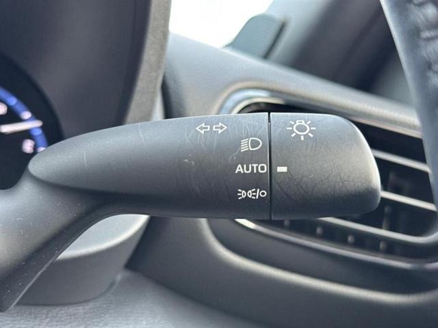 ヤリスクロス ハイブリッドZ 保証書/ディスプレイオーディオ+ナビ8インチ/トヨタセーフティセンス/シートヒーター 前席/パノラミックビューモニター/車線逸脱防止支援システム/シート ハーフレザー 衝突被害軽減システム 電動シート(15枚目)