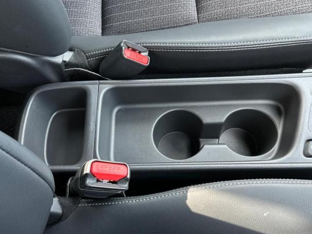 ヤリスクロス ハイブリッドZ 保証書/ディスプレイオーディオ+ナビ8インチ/トヨタセーフティセンス/シートヒーター 前席/パノラミックビューモニター/車線逸脱防止支援システム/シート ハーフレザー 衝突被害軽減システム 電動シート(39枚目)