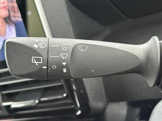 タント カスタムXスタイルセレクション 新品タイヤ/保証書/純正 9インチ ナビ/スマートアシスト(トヨタ・ダイハツ)/両側電動スライドドア/シートヒーター 前席/車線逸脱防止支援システム/シート ハーフレザー/ドライブレコーダー 前後(17枚目)