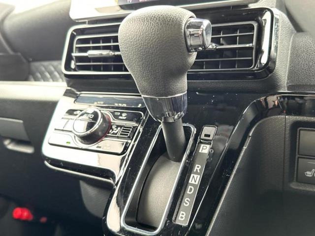 タント カスタムXスタイルセレクション 新品タイヤ/保証書/純正 9インチ ナビ/スマートアシスト(トヨタ・ダイハツ)/両側電動スライドドア/シートヒーター 前席/車線逸脱防止支援システム/シート ハーフレザー/ドライブレコーダー 前後(18枚目)