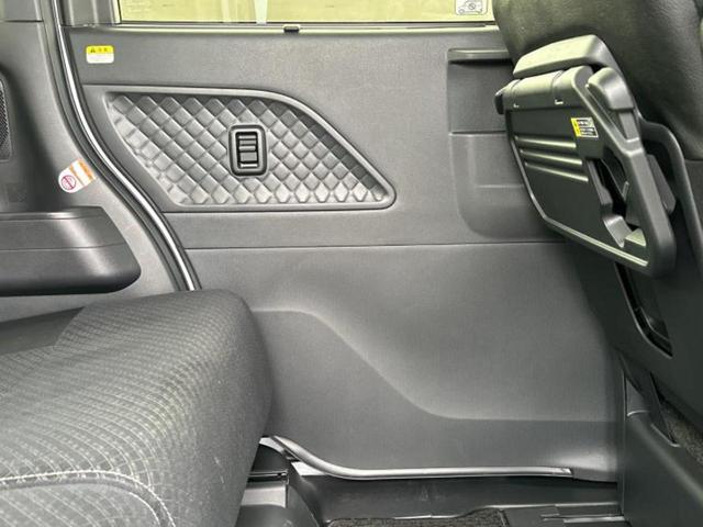 タント カスタムXスタイルセレクション 新品タイヤ/保証書/純正 9インチ ナビ/スマートアシスト(トヨタ・ダイハツ)/両側電動スライドドア/シートヒーター 前席/車線逸脱防止支援システム/シート ハーフレザー/ドライブレコーダー 前後(23枚目)