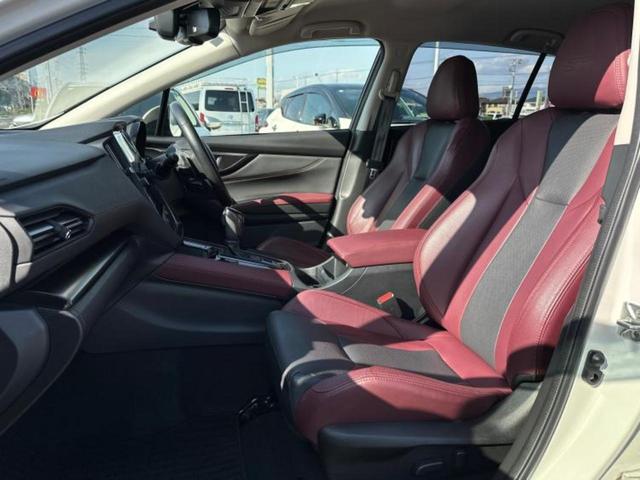 レヴォーグ ４ＷＤ　ＳＴＩスポーツＥＸ　保証書／純正　１１．６インチ　メモリーナビ／アイサイト／シートヒーター　前席／車線逸脱防止支援システム／シート　フルレザー／電動バックドア／ドライブレコーダー　純正／ヘッドランプ　ＬＥＤ　革シート（6枚目）