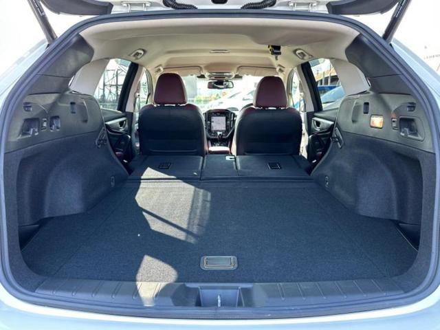 レヴォーグ ４ＷＤ　ＳＴＩスポーツＥＸ　保証書／純正　１１．６インチ　メモリーナビ／アイサイト／シートヒーター　前席／車線逸脱防止支援システム／シート　フルレザー／電動バックドア／ドライブレコーダー　純正／ヘッドランプ　ＬＥＤ　革シート（19枚目）