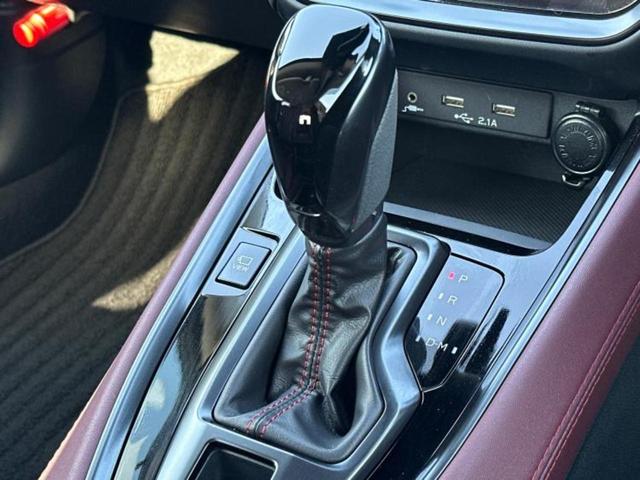 レヴォーグ ４ＷＤ　ＳＴＩスポーツＥＸ　保証書／純正　１１．６インチ　メモリーナビ／アイサイト／シートヒーター　前席／車線逸脱防止支援システム／シート　フルレザー／電動バックドア／ドライブレコーダー　純正／ヘッドランプ　ＬＥＤ　革シート（24枚目）