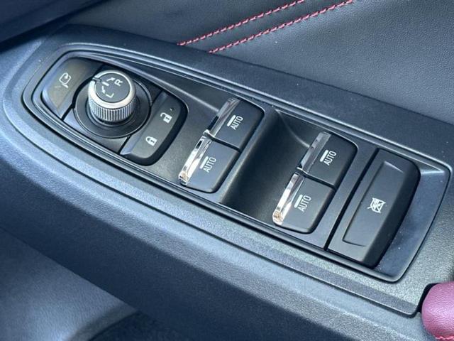 レヴォーグ ４ＷＤ　ＳＴＩスポーツＥＸ　保証書／純正　１１．６インチ　メモリーナビ／アイサイト／シートヒーター　前席／車線逸脱防止支援システム／シート　フルレザー／電動バックドア／ドライブレコーダー　純正／ヘッドランプ　ＬＥＤ　革シート（29枚目）